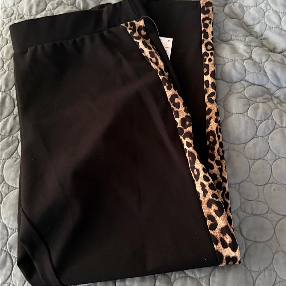 Michael Kors Cheetah Striped Leggings